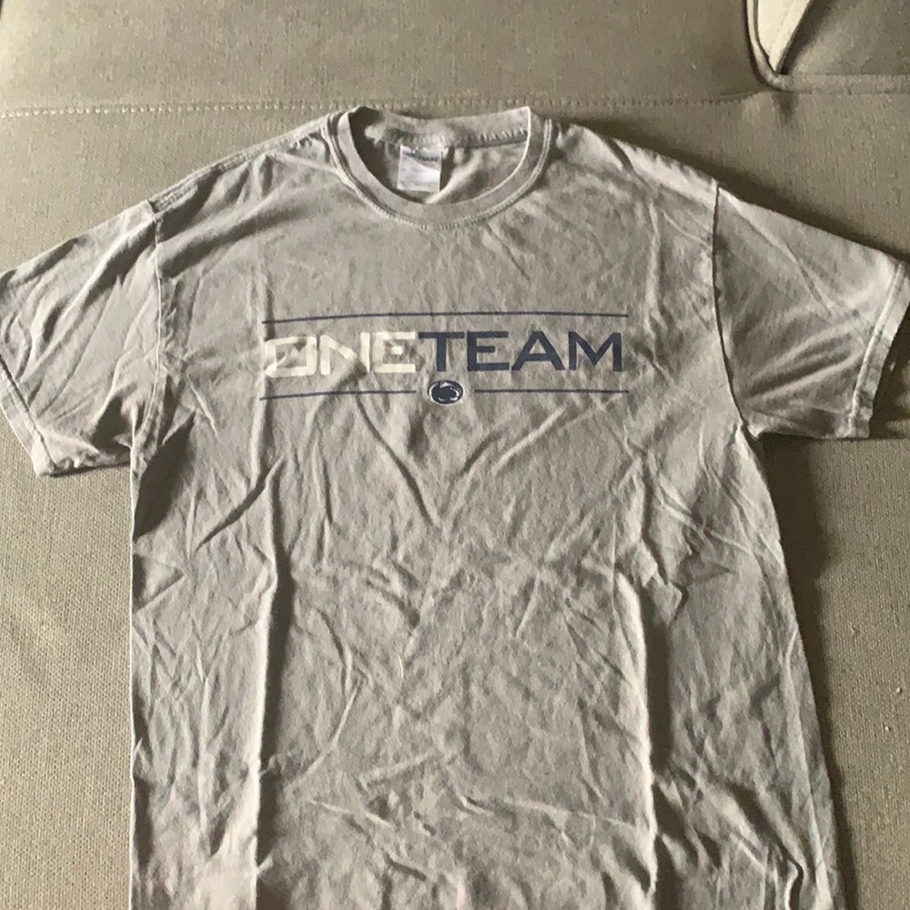Penn State “one team” tee